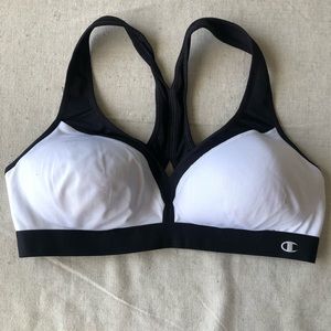 Champion large white sports bra with padding